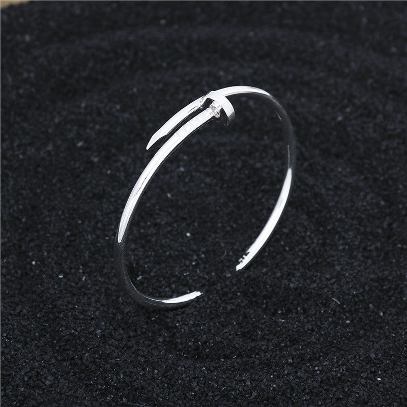 TITANIUM NAIL BRACELET